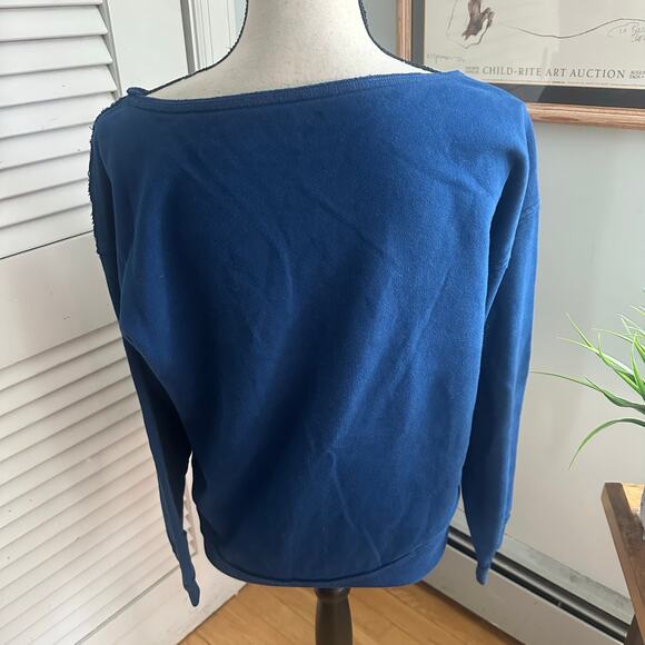 Notre Dame x Hollister Sweatshirt Womens XS Blue Faded Graphic Pullover Boatneck - Picture 5 of 8